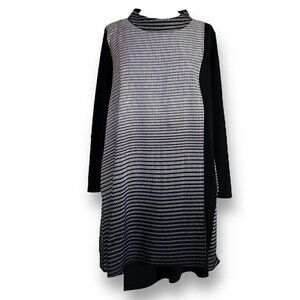 Niche Nilgun Derman Womens Tunic Top Sz M Black White Ombre Lagenlook Art 2 Wear